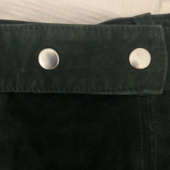 🪲 Zara Women Stunning Belted Green Suede Skirt 🪲 - Picture 10 of 12